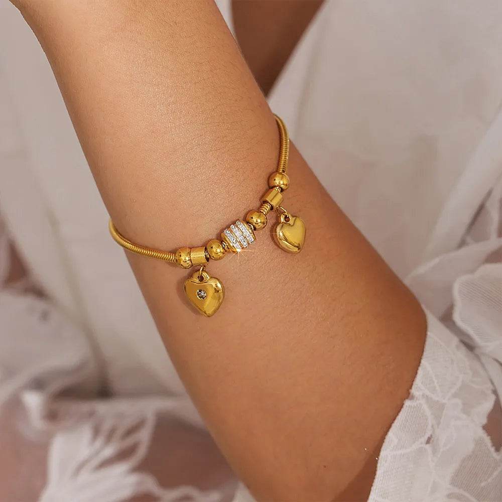 18K Gold-Plated Rhinestone Heart Charm Bracelet - ELY VESSA LLC