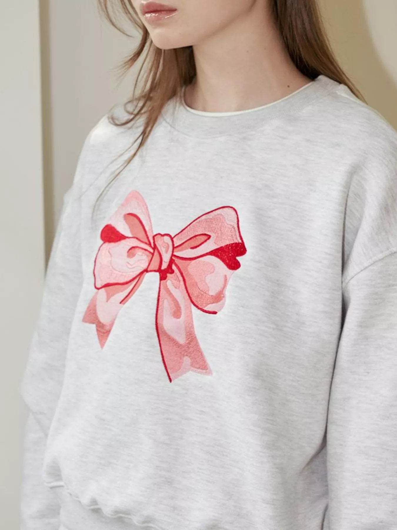 Bow Graphic Round Neck Long Sleeve Sweatshirt - ELY VESSA LLC