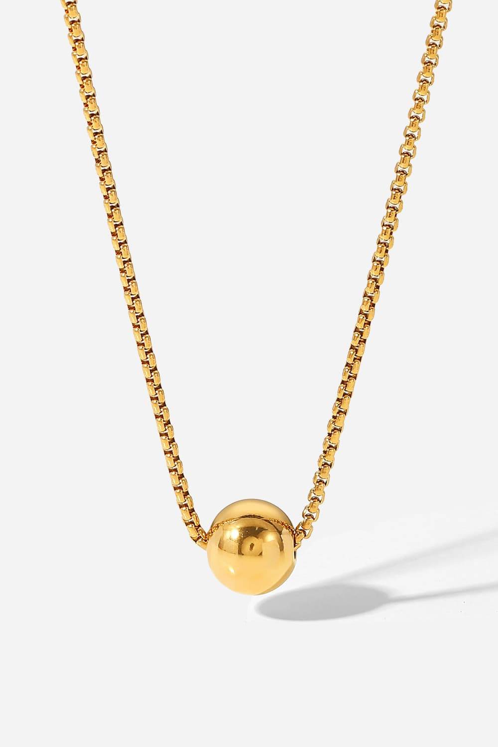 18K Gold-Plated Round Shape Pendant Necklace - ELY VESSA LLC
