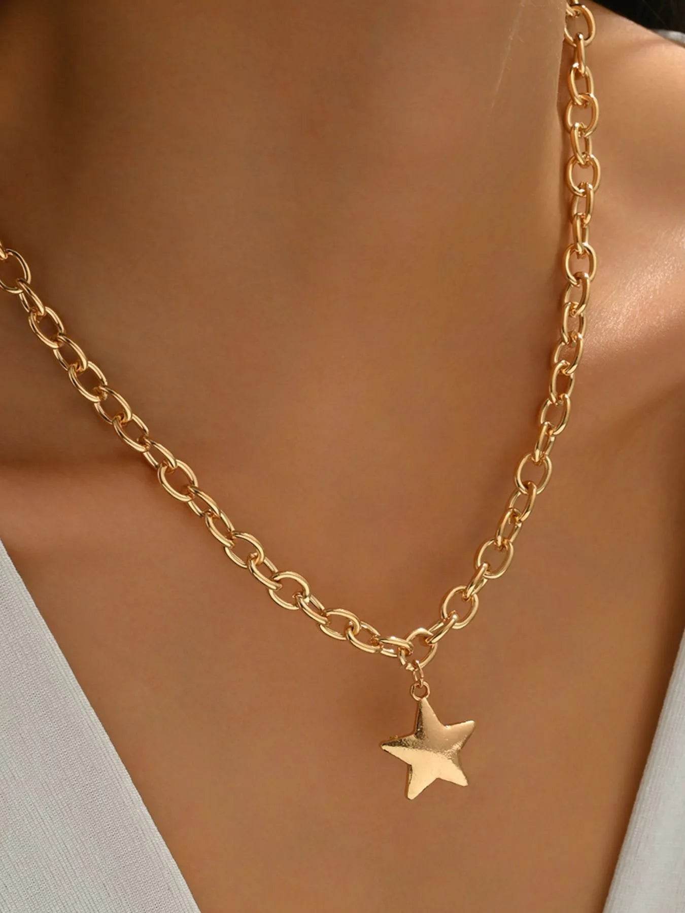 18K Gold-Plated Star Pendant Chain Necklace - ELY VESSA LLC