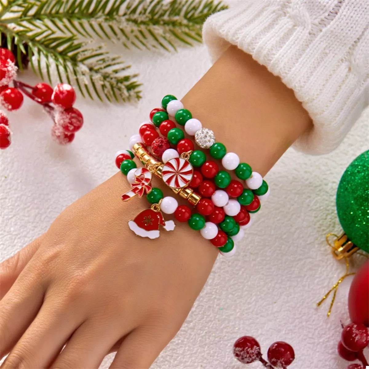 5-Piece Christmas Holiday Beaded Bracelet - ELY VESSA LLC