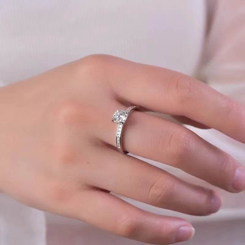 2 Carat Moissanite Zircon 925 Sterling Silver Ring - ELY VESSA LLC