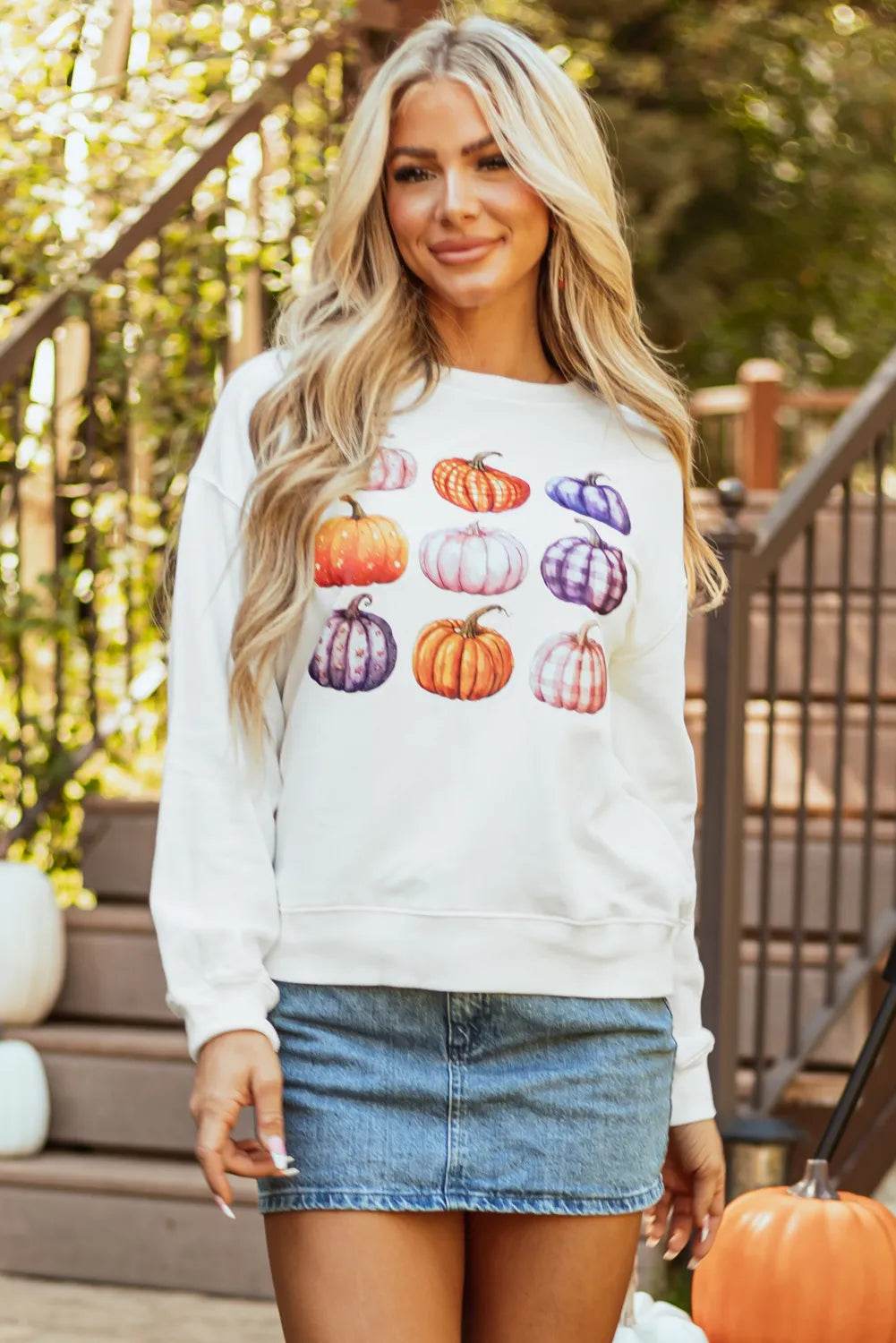 Pumpkin Graphic Long Sleeve Sweatshirt - ELY VESSA LLC