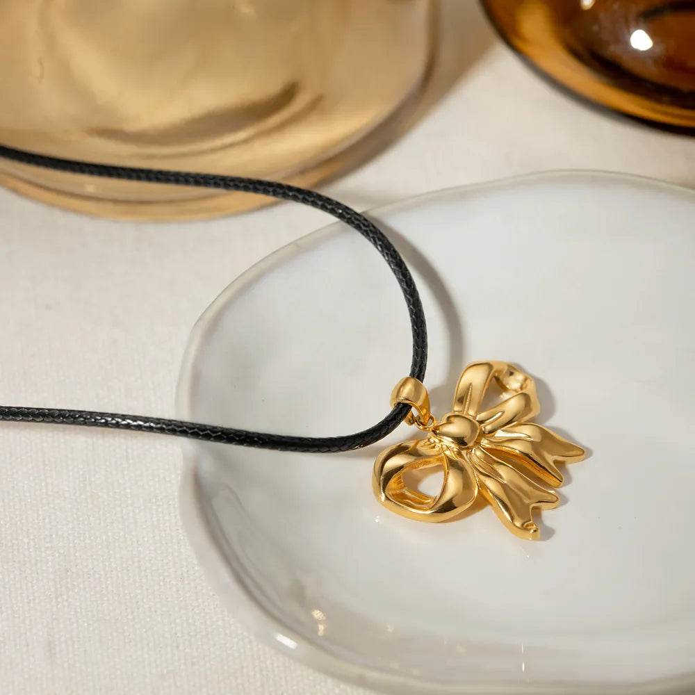 18K Gold-Plated Bow Pendant Necklace - ELY VESSA LLC