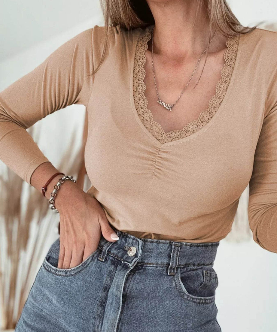 Lace-Trimmed Ruched Detail Long Sleeve T-Shirt - ELY VESSA LLC