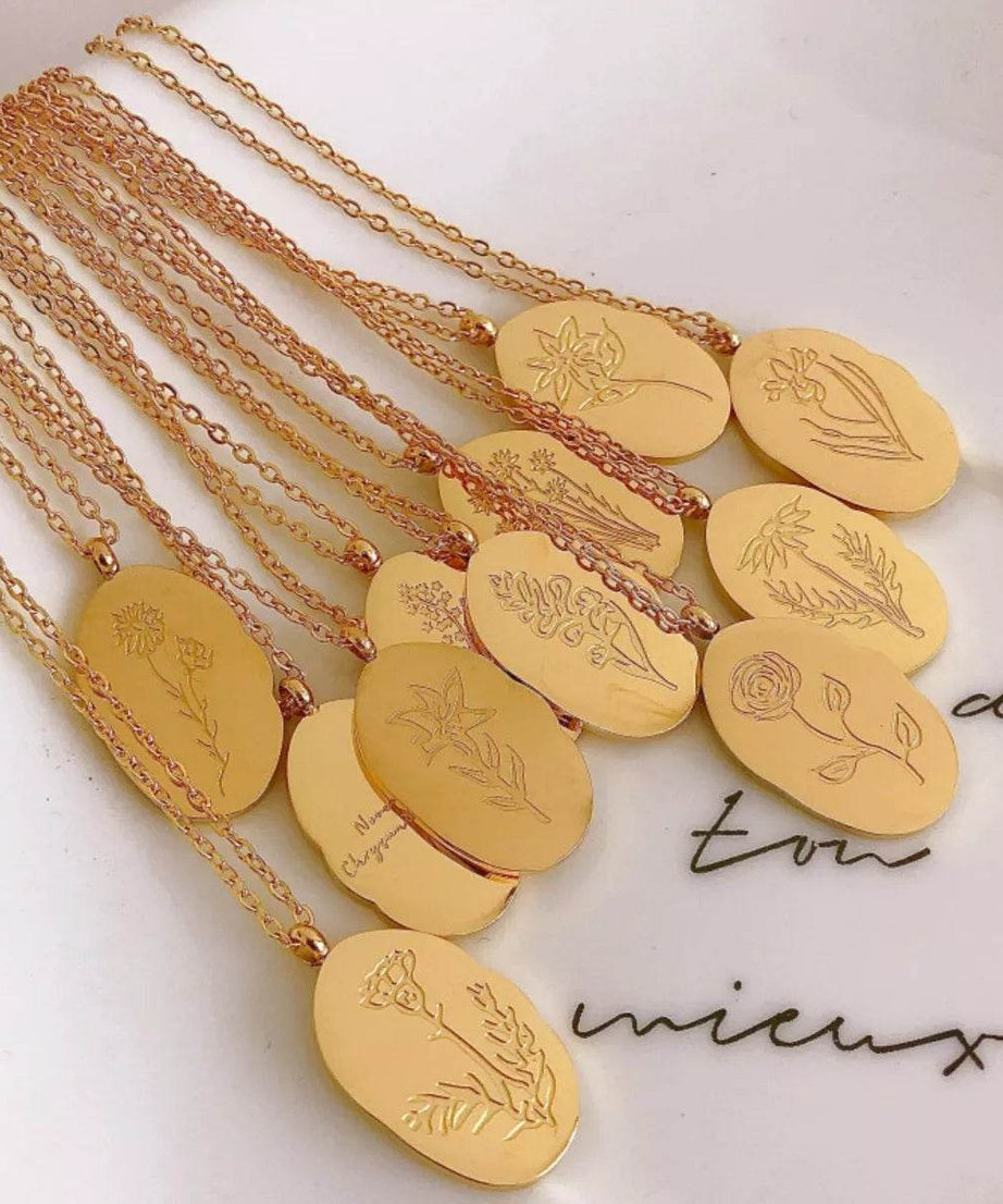 18K Gold-Plated Engraved Pendant Necklace - ELY VESSA LLC