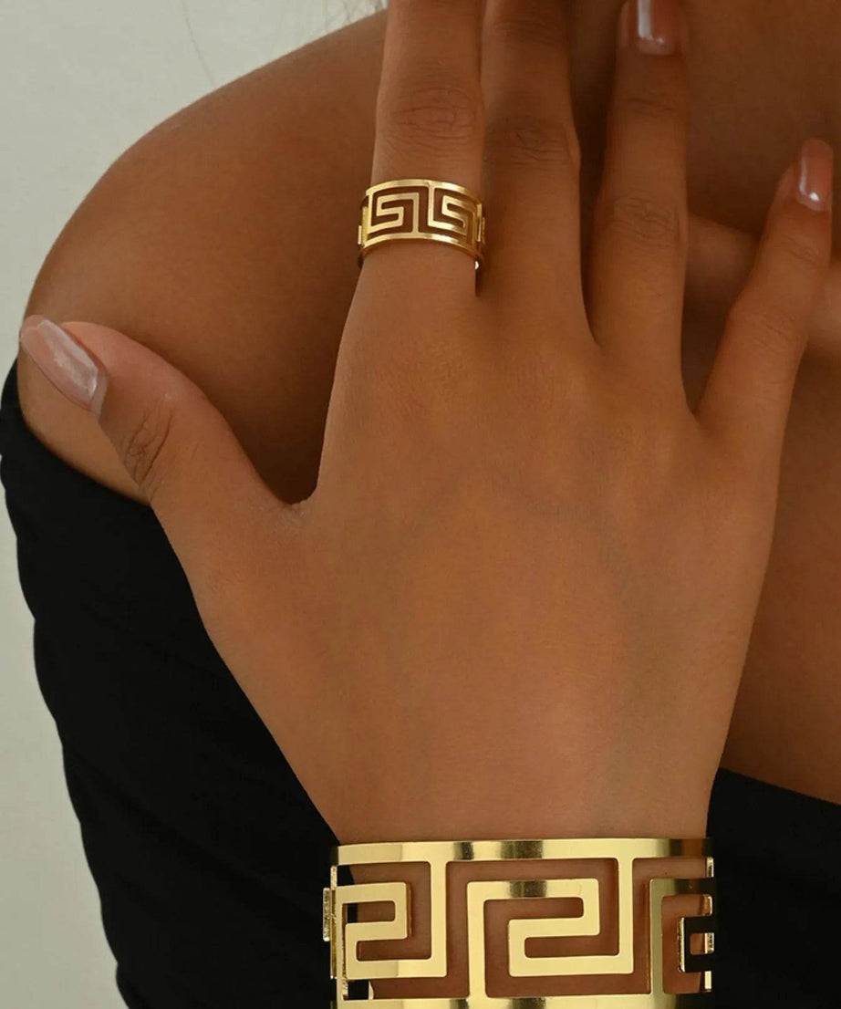 18K Gold-Plated Stainless Steel Geometric Bracelet and Ring Jewelry Set - ELY VESSA LLC