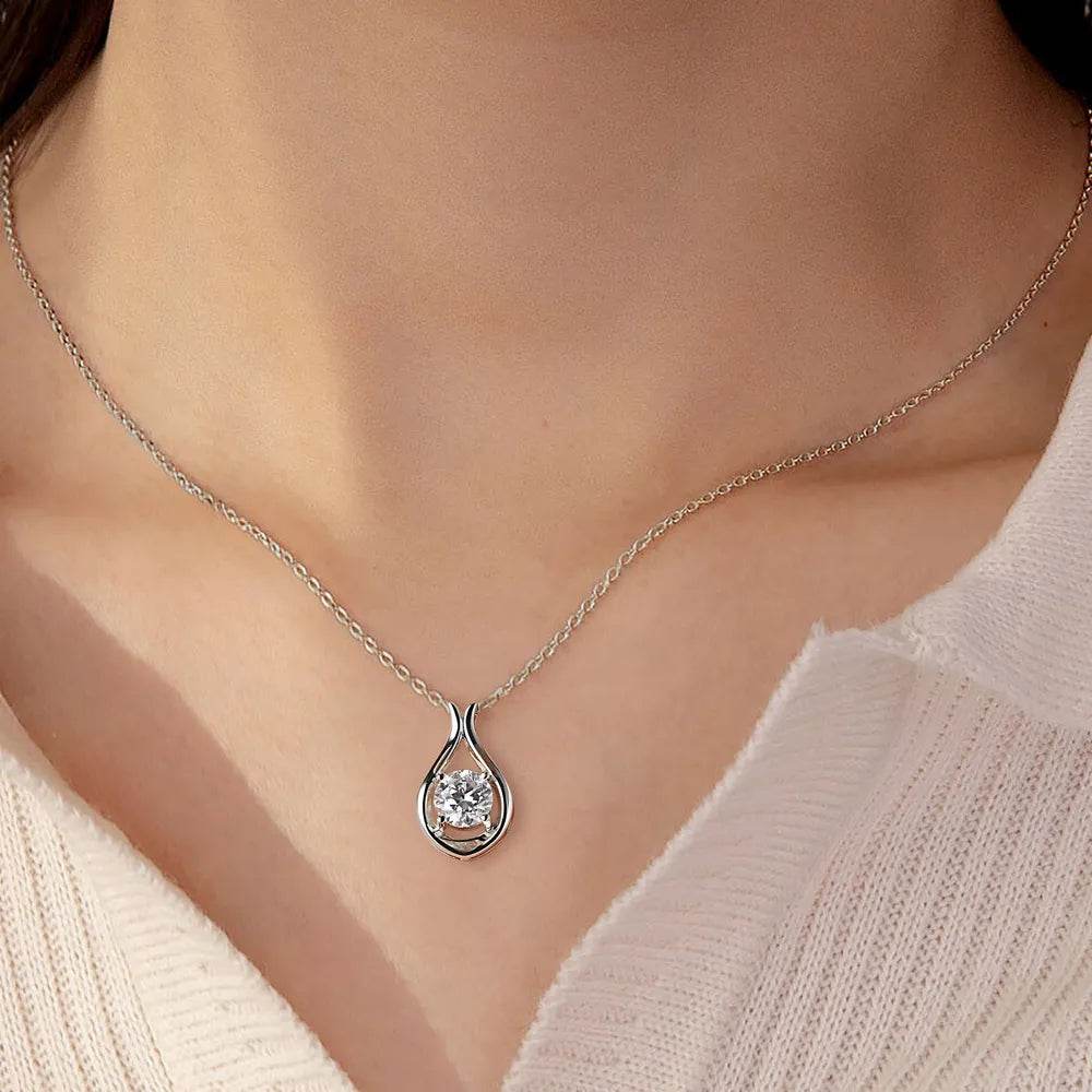 2 Carat Moissanite 925 Sterling Silver Pendant Necklace - ELY VESSA LLC