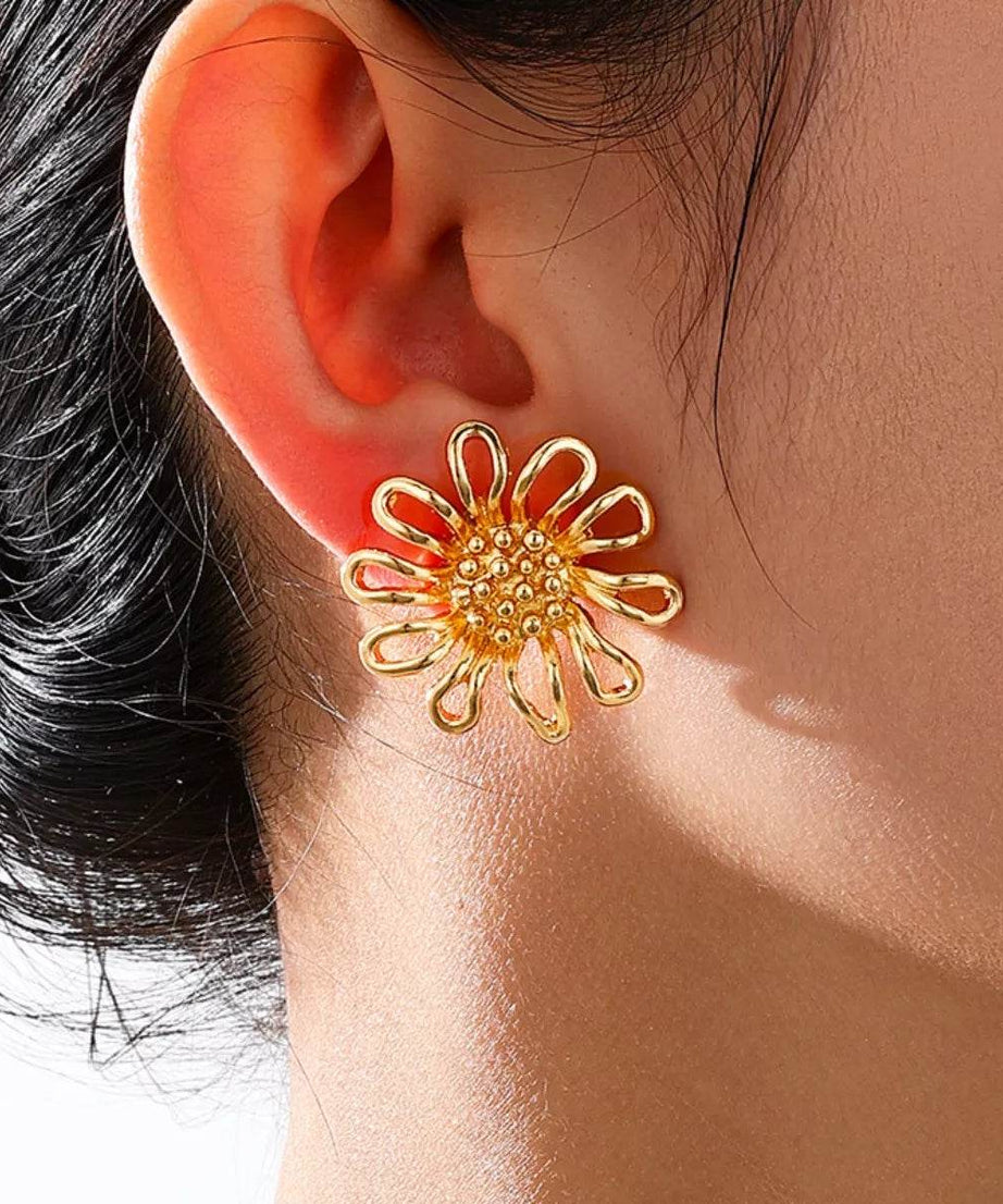 18K Gold-Plated Flower Stud Earrings - ELY VESSA LLC