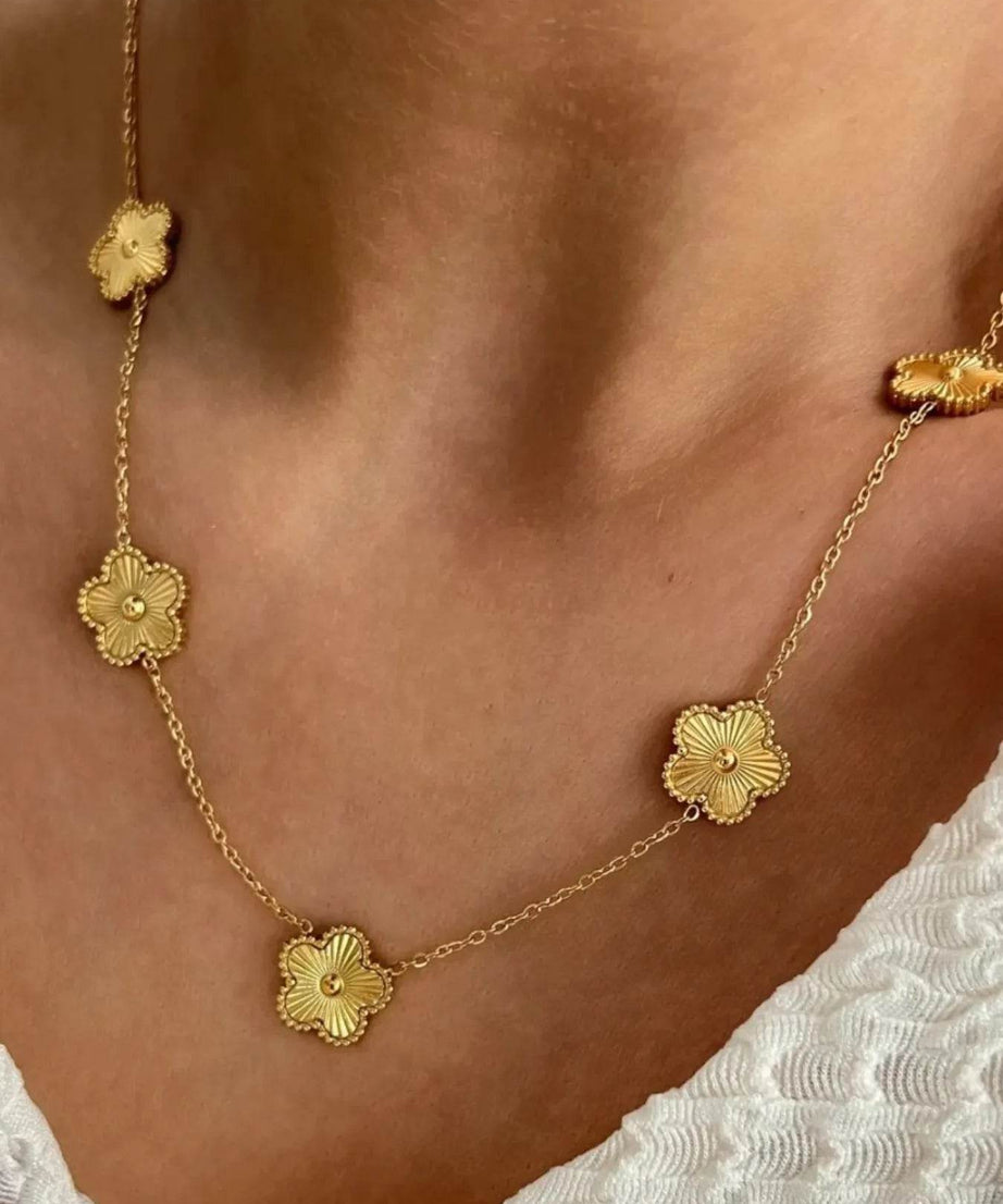 18K Gold-Plated Flower Chain Necklace - ELY VESSA LLC