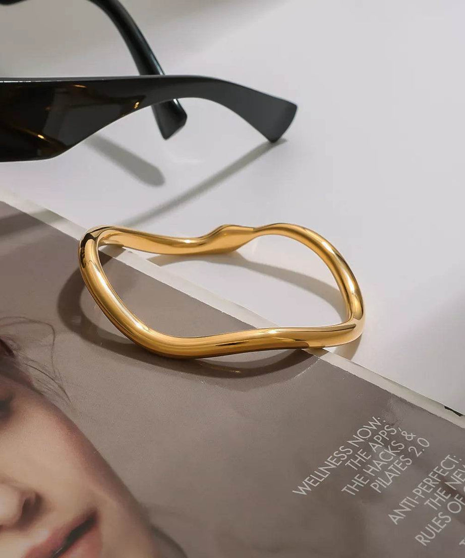 18K Gold-Plated Wave Bracelet - ELY VESSA LLC
