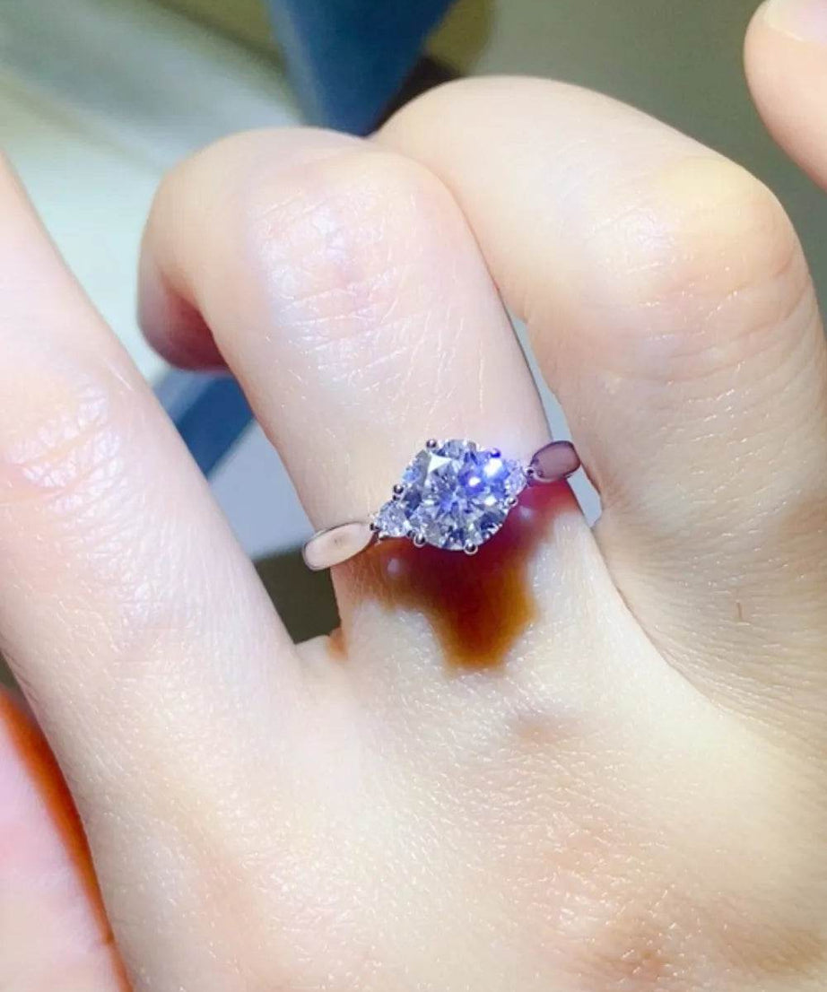 2 Carat Moissanite 925 Sterling Silver Ring - ELY VESSA LLC