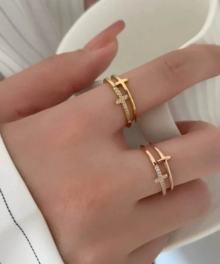 925 Sterling Silver Inland Zircon Cross Ring - ELY VESSA LLC