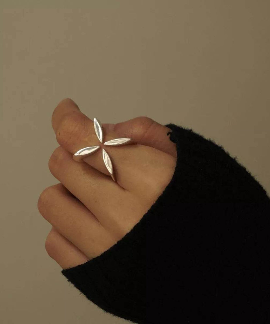 Stainless Steel Crisscross Open Ring - ELY VESSA LLC