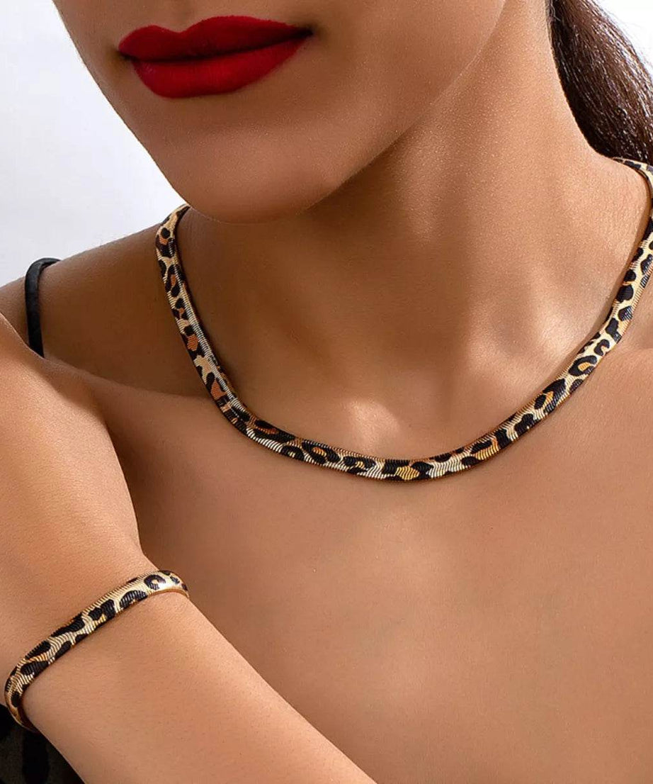 Chunky Leopard Necklace and Bracelet Jewelry Set - ELY VESSA LLC