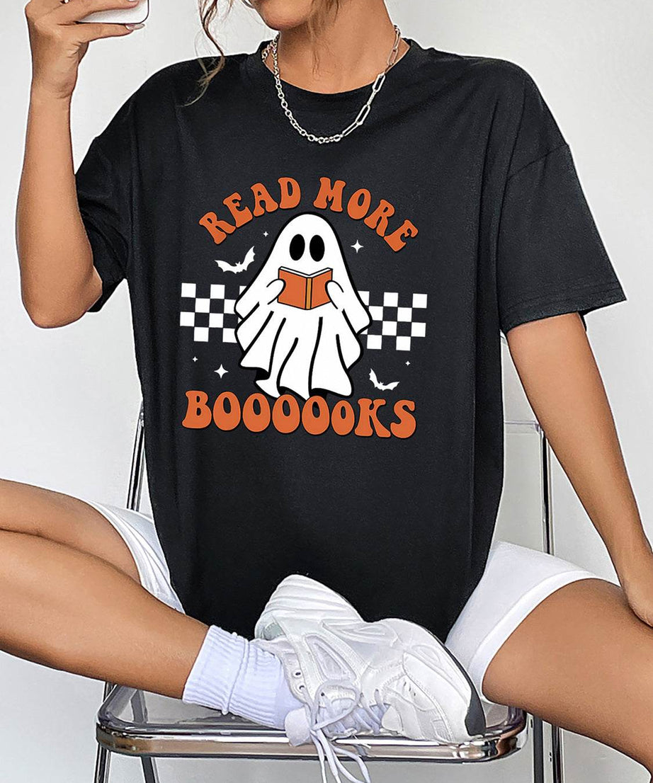 Round Neck Short Sleeve Ghost Graphic T-Shirt - ELY VESSA LLC