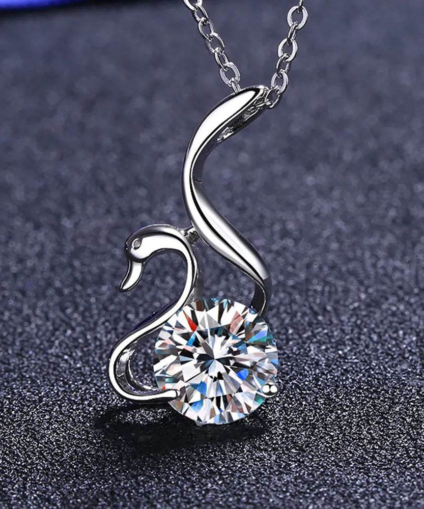 2 Carat Moissanite 925 Sterling Silver Necklace - ELY VESSA LLC