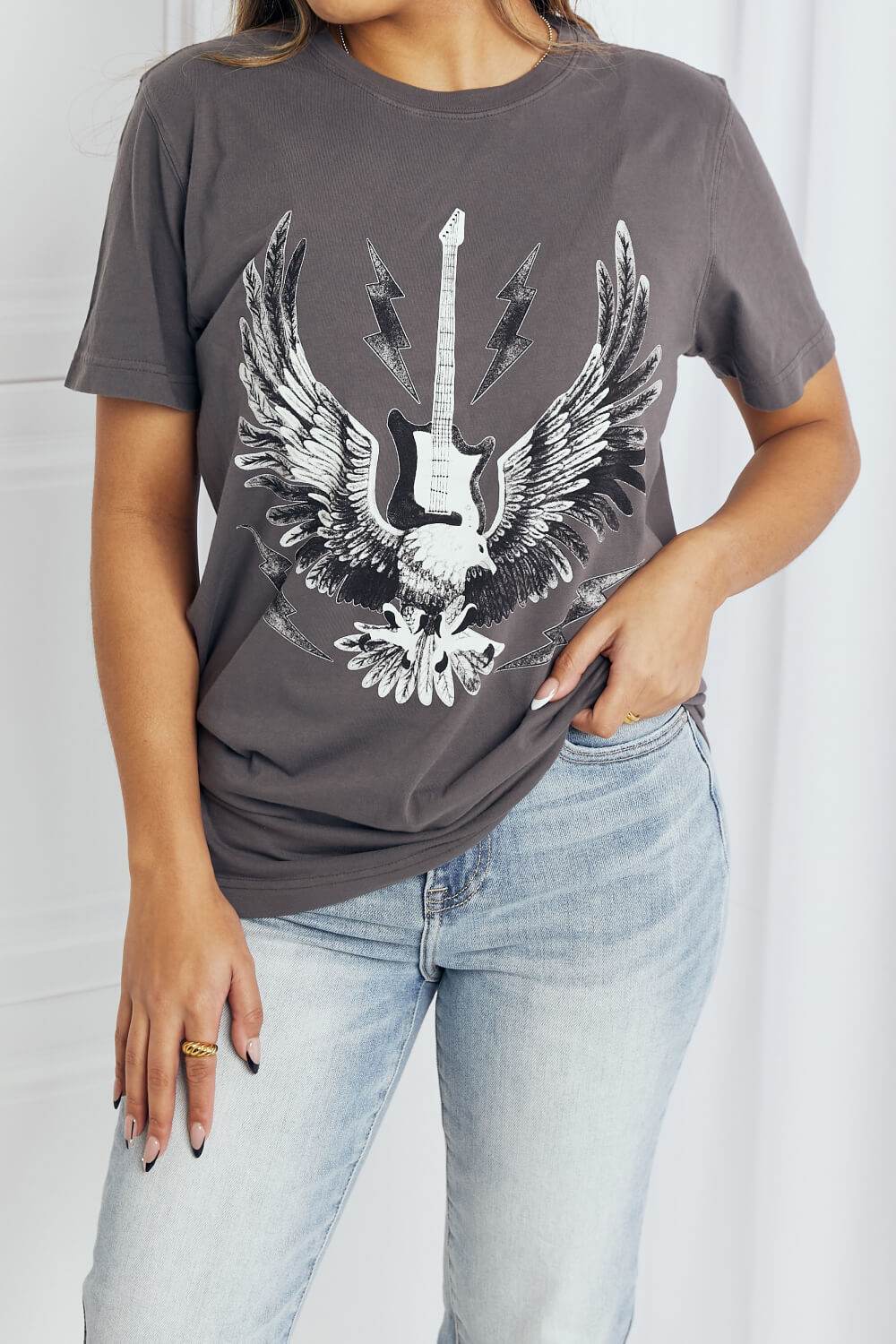 mineB Full Size Eagle Graphic Tee Shirt - ELY VESSA LLC
