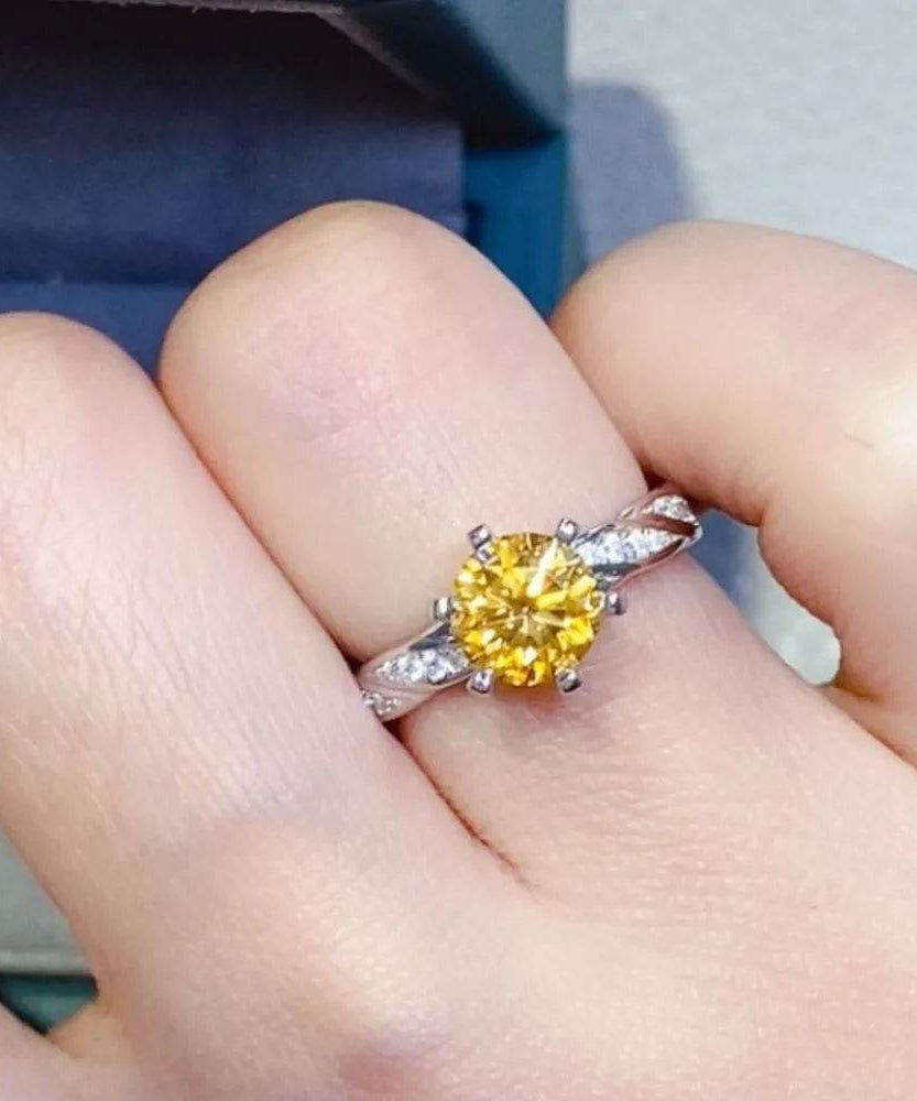 2 Carat Moissanite 925 Sterling Silver Ring - ELY VESSA LLC