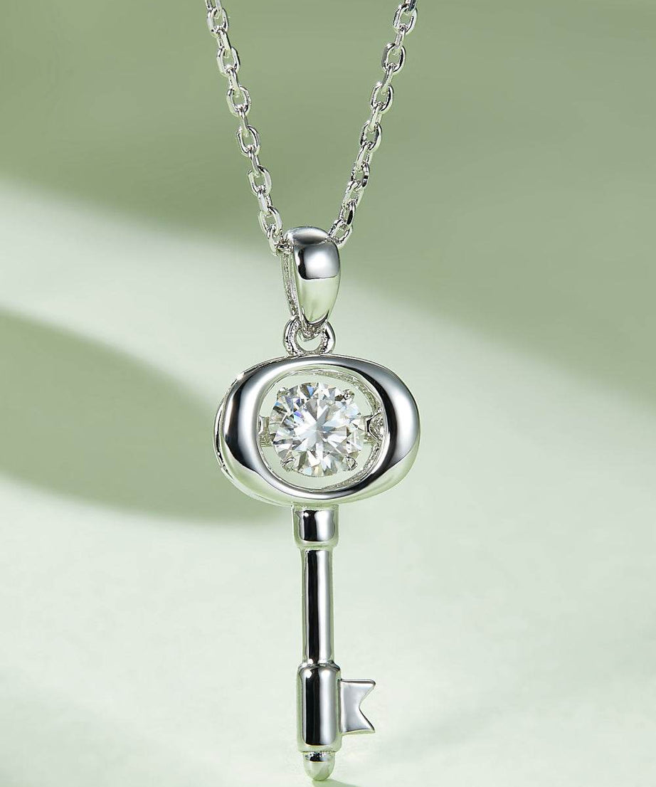 Adored Moissanite Key Pendant Necklace - ELY VESSA LLC