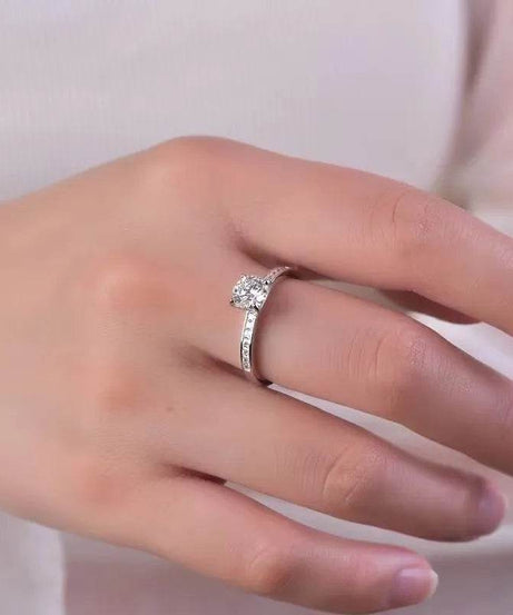2 Carat Moissanite Zircon 925 Sterling Silver Ring - ELY VESSA LLC