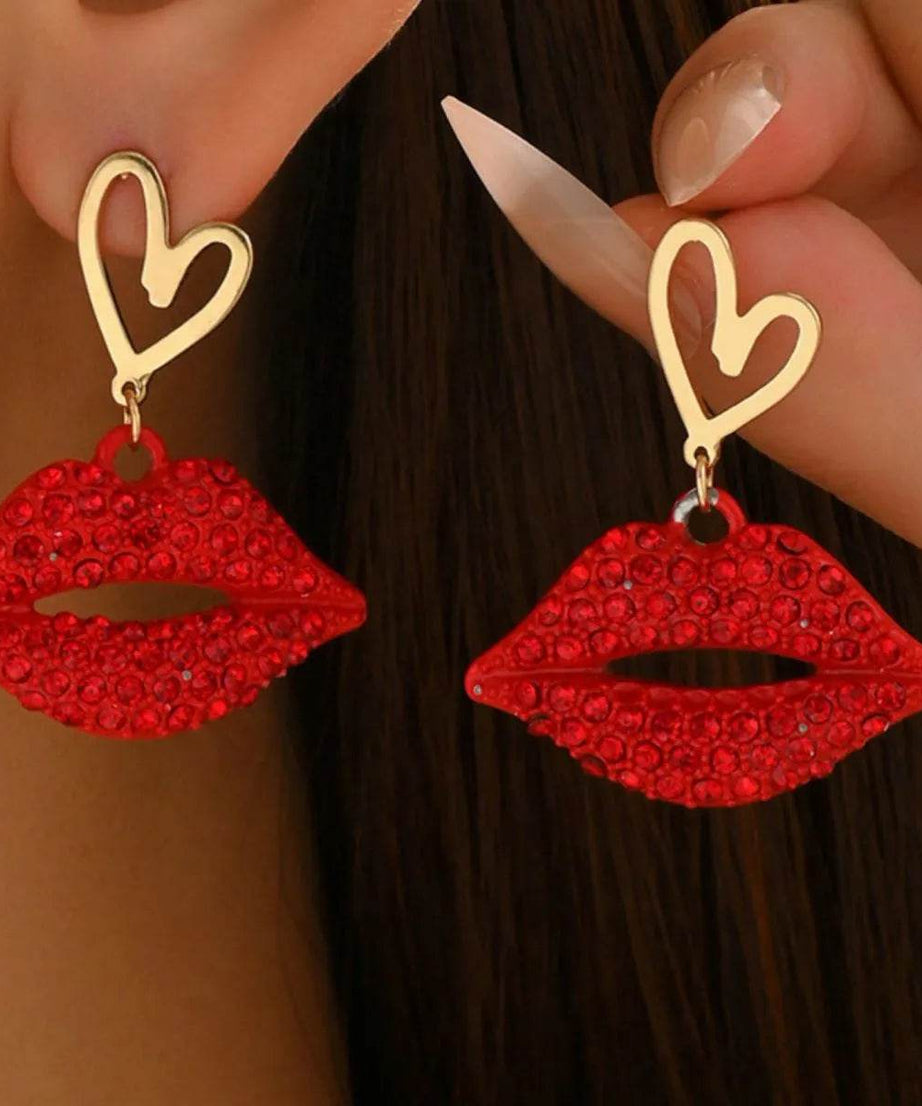 18K Gold-Plated Rhinestone Lips Heart Dangle Earrings - ELY VESSA LLC